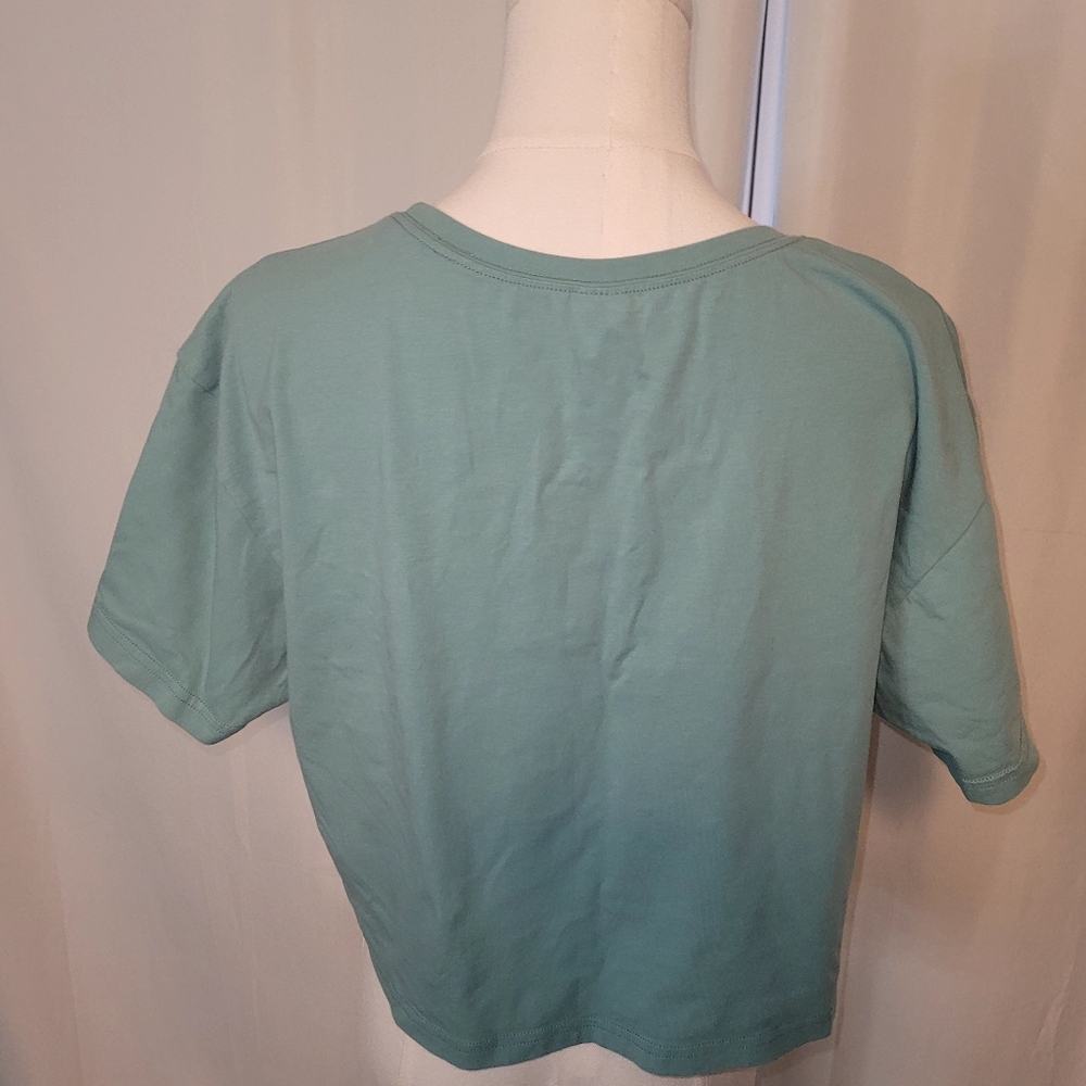 Crop Top - Picture 4 of 6